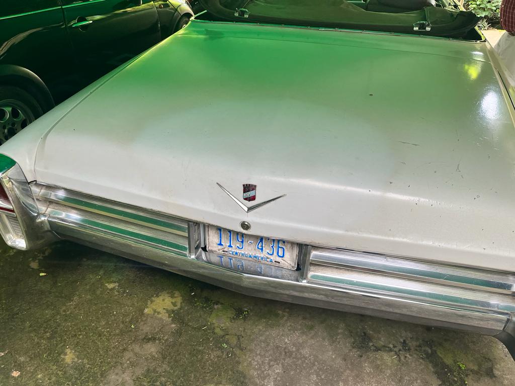 Moretti-Cadillac #special-013 — rear with Moretti badge